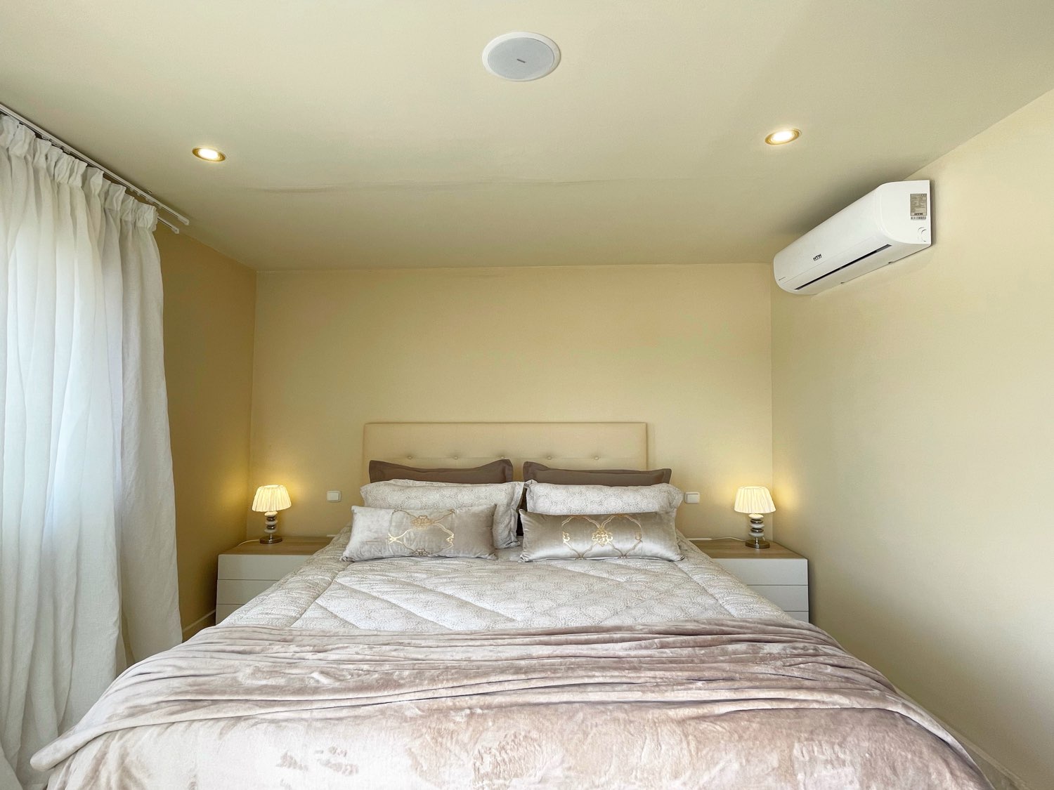 Casares: Dúplex con solárium, cerca de golf y urbanización con 3 piscinas