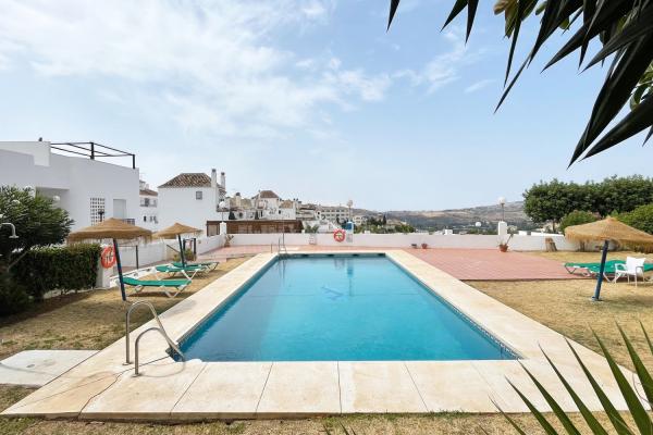 Piso con Piscina, Parking y Solarium