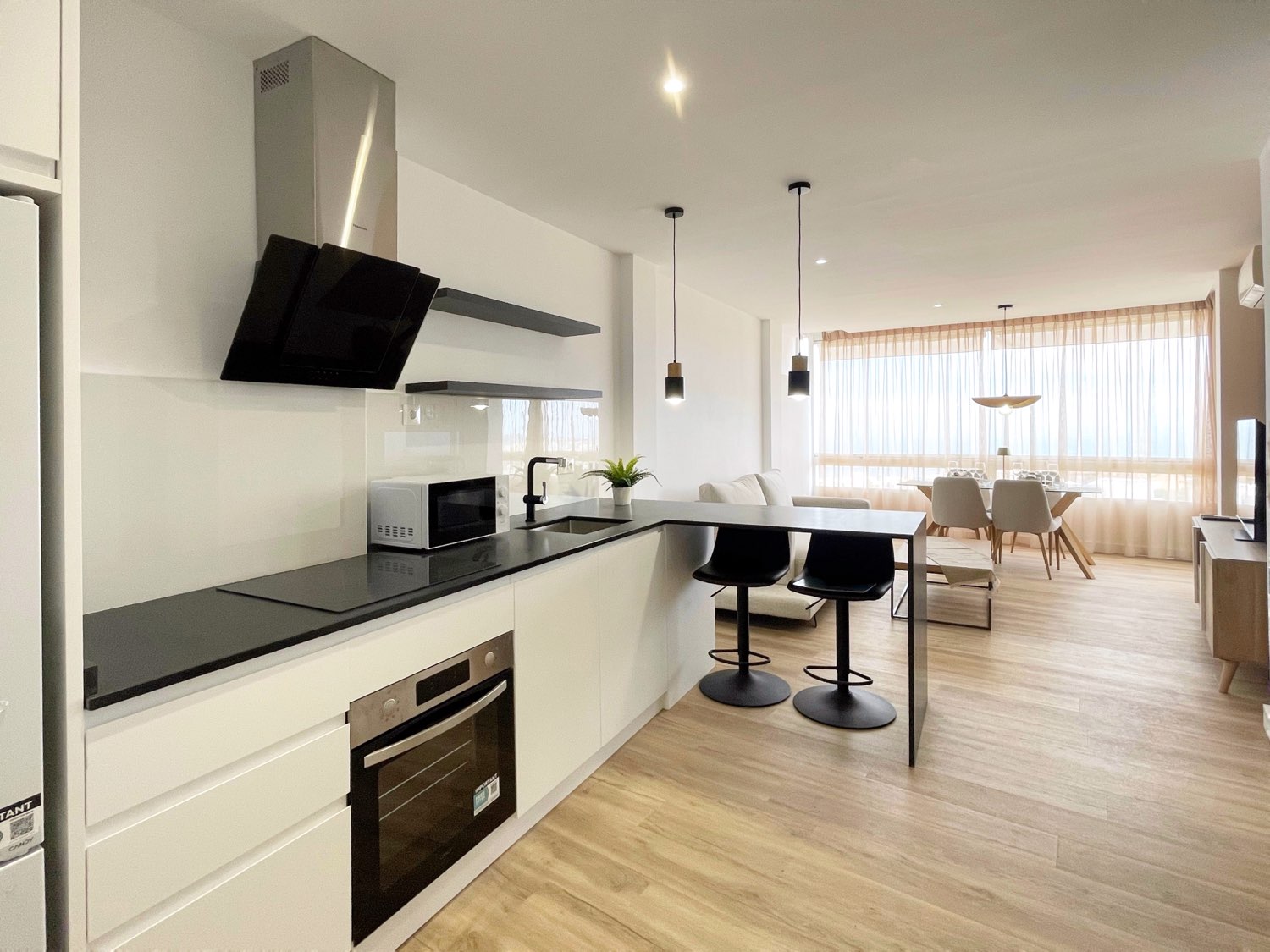 Piso Torreblanca, Completamente Renovado, Vistas Mar
