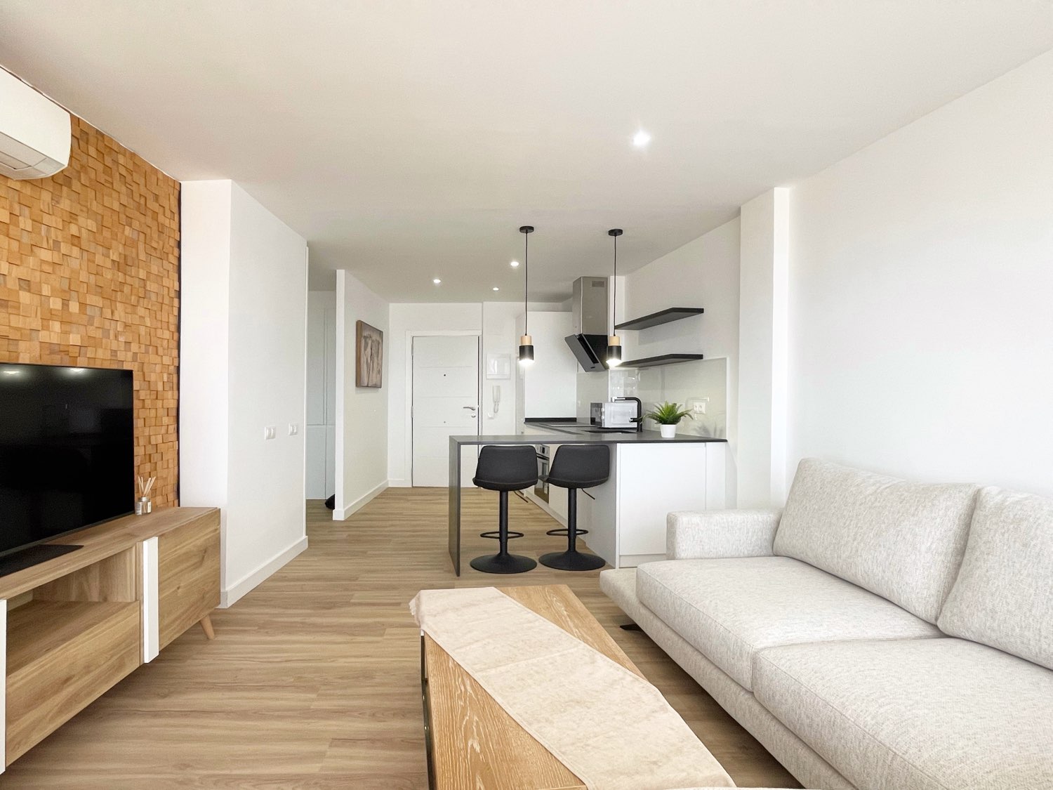 Piso Torreblanca, Completamente Renovado, Vistas Mar