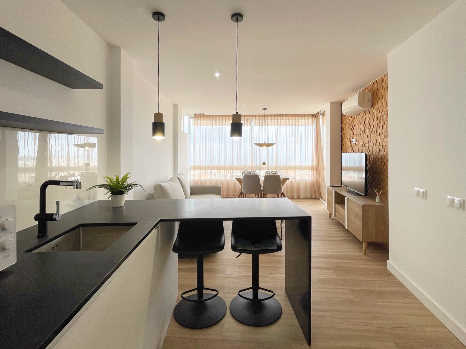 Piso Torreblanca, Completamente Renovado, Vistas Mar