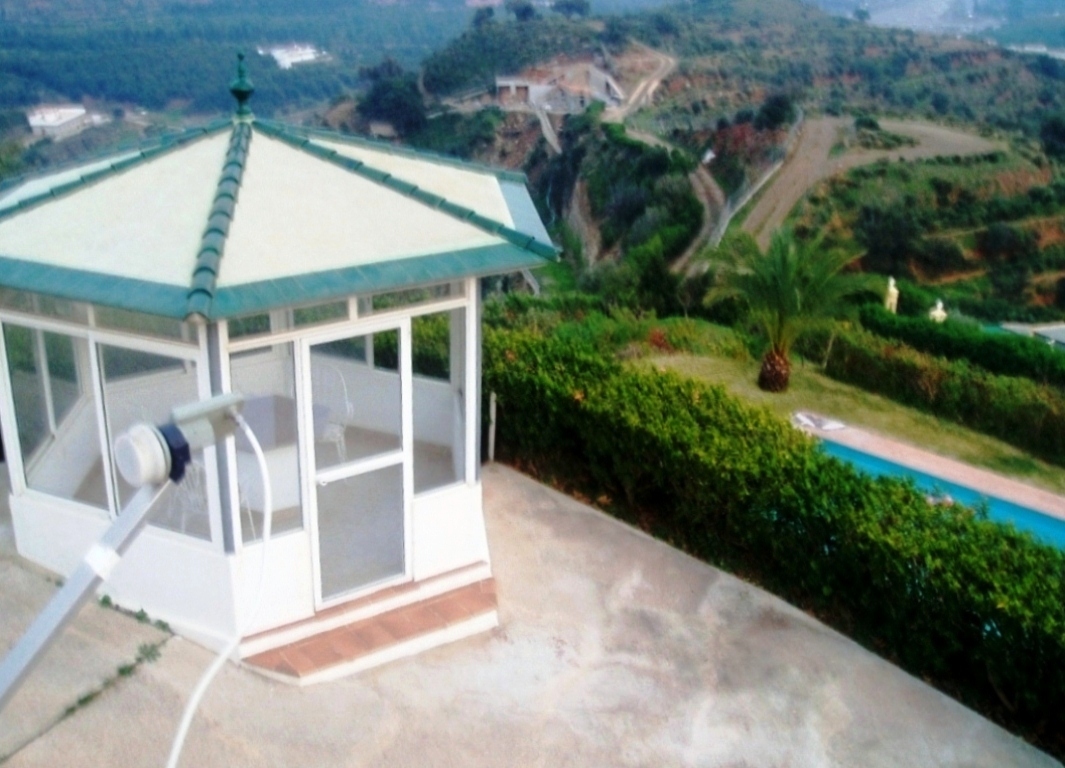 PARCELA EN VENTA, ENTRERRIOS CON 3 CASAS