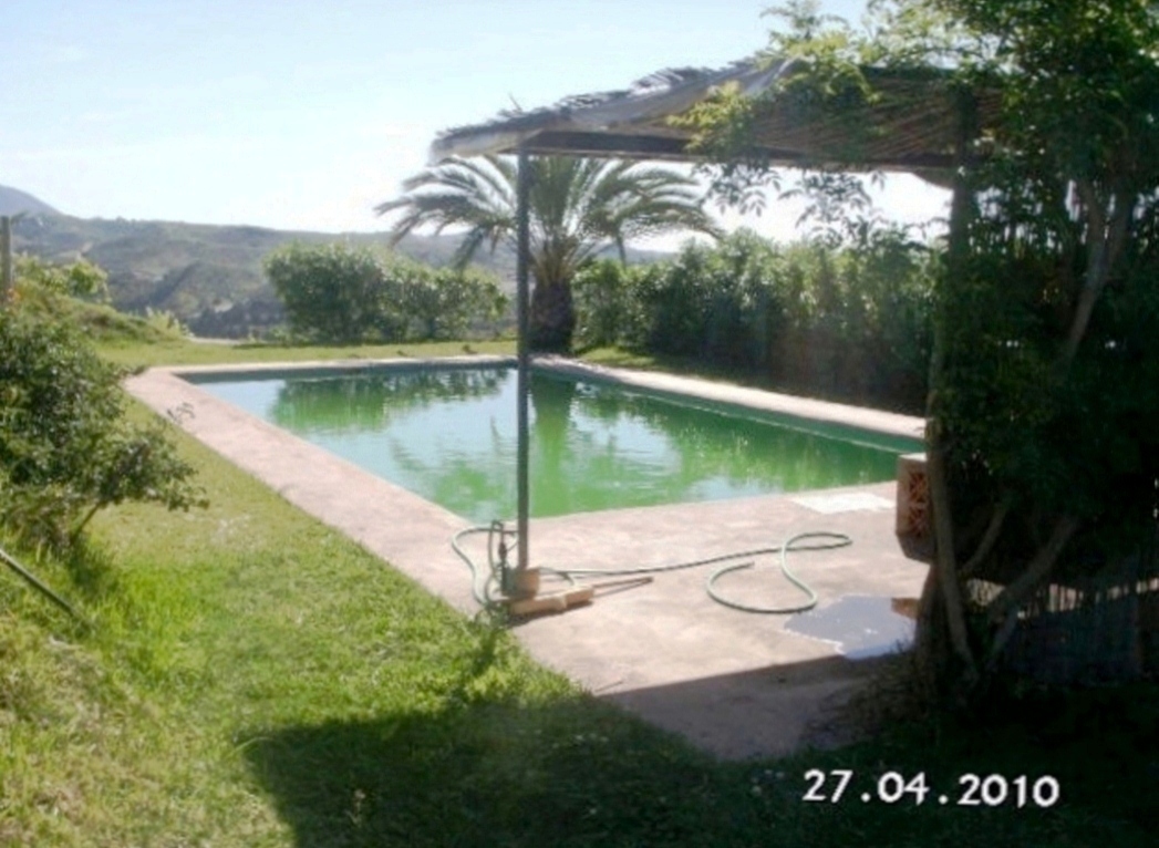 PARCELA EN VENTA, ENTRERRIOS CON 3 CASAS