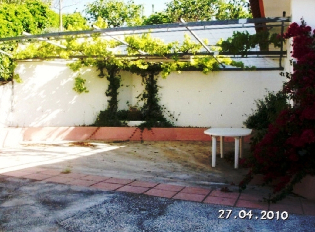PARCELA EN VENTA, ENTRERRIOS CON 3 CASAS