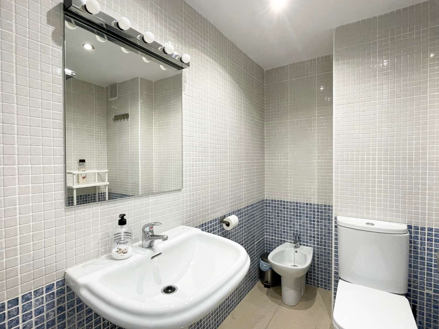 VERANO 2026 - Venta piso centro Torremolinos - 85 m2 ASCENSOR - Reformado