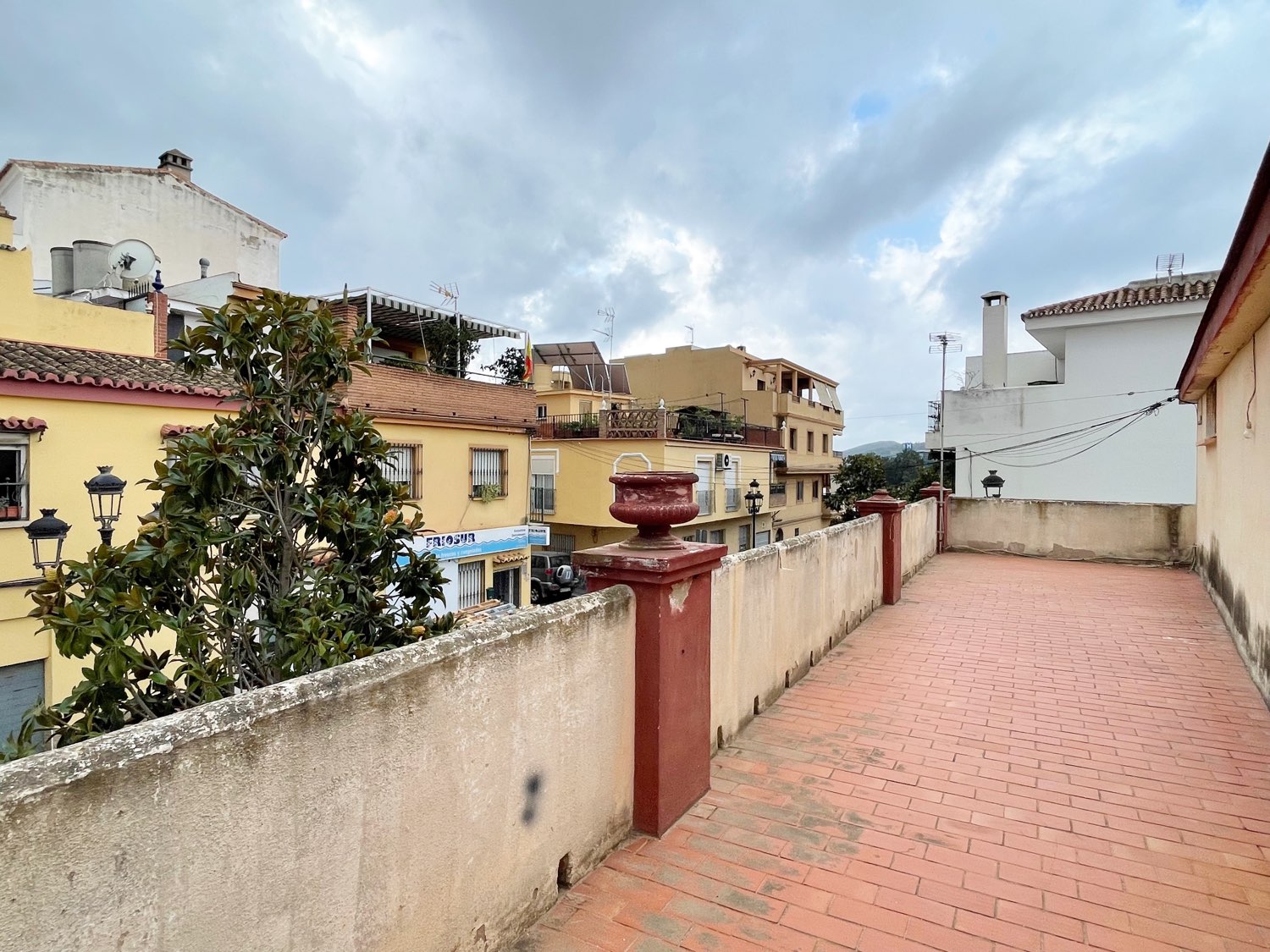 Local Comercial, 2 Plantas, A Pie de Calle.